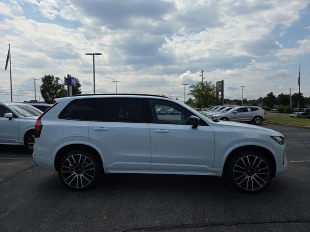 Certified 2026 Volvo XC90 B6 Ultra Dark Theme 6-Seater SUV