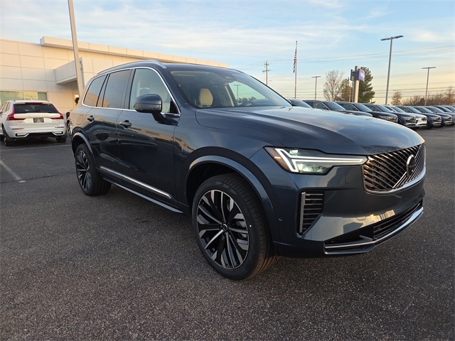 2026 Volvo XC90 Ultra's photo