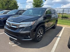 Used 2021 Honda Pilot Touring 7 Passenger 2WD SUV 5FNYF5H69MB013425 for sale in Memphis, TN