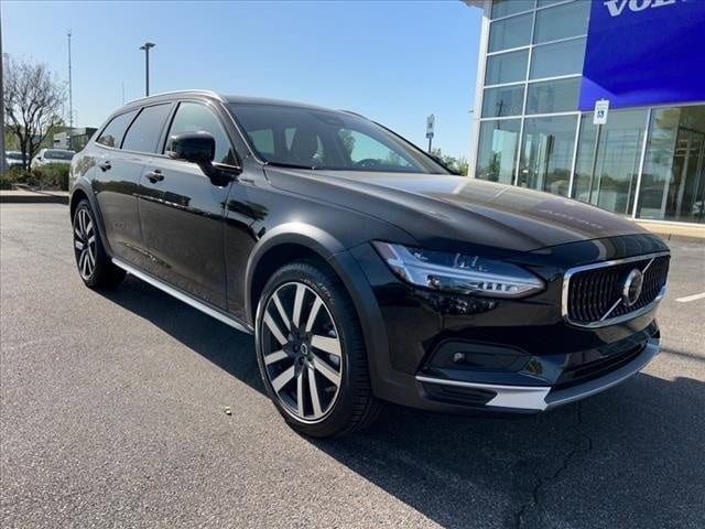New 2023 Volvo V90 Cross Country For Sale at Volvo Cars Memphis
