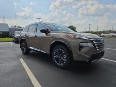Used 2024 Nissan Rogue Platinum SUV JN8BT3DC0RW382583 for sale in Memphis, TN