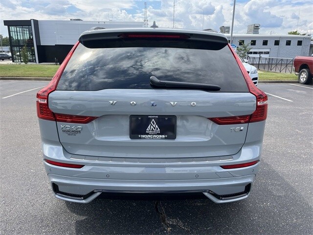 2025 Volvo XC60 Hybrid T8 Plus photo 4
