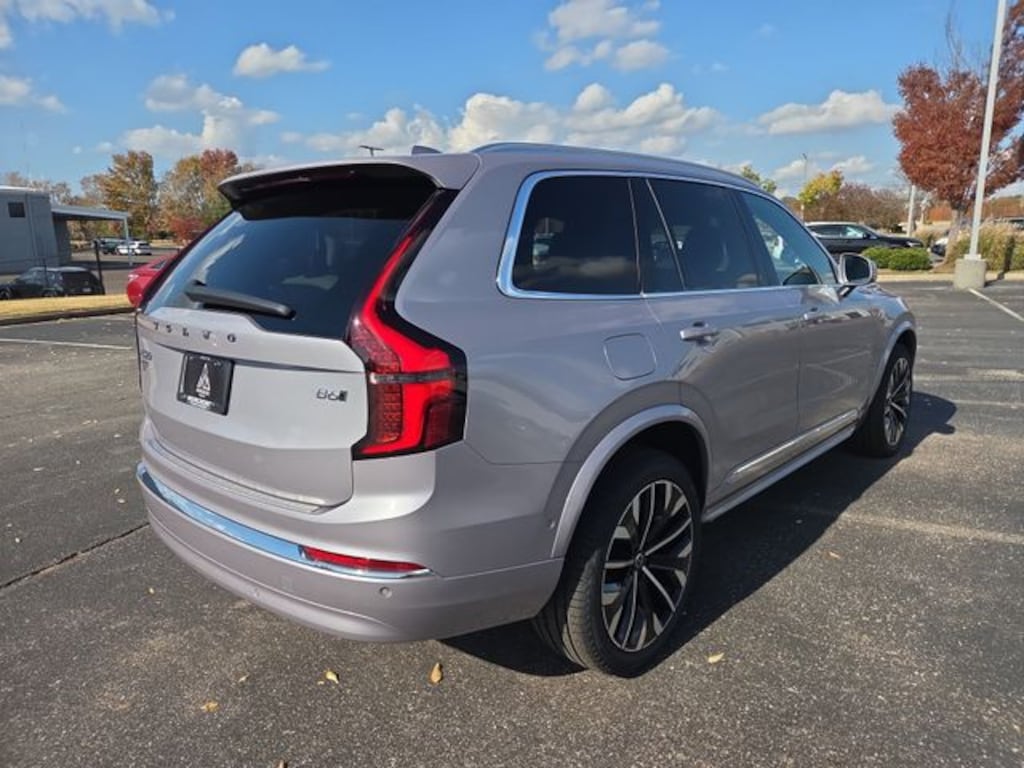 New 2026 Volvo XC90 B6 Plus 7-Seater SUV