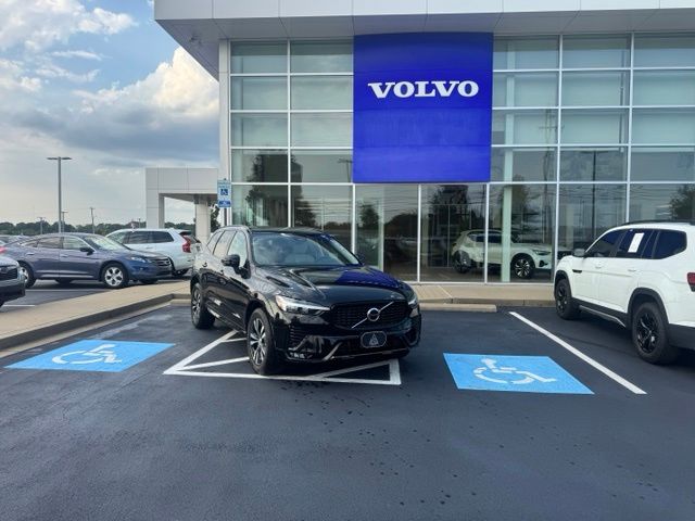 Used 2025 Volvo XC60 B5 Core