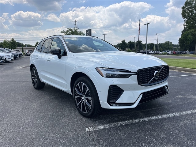 2025 Volvo XC60 SUV 