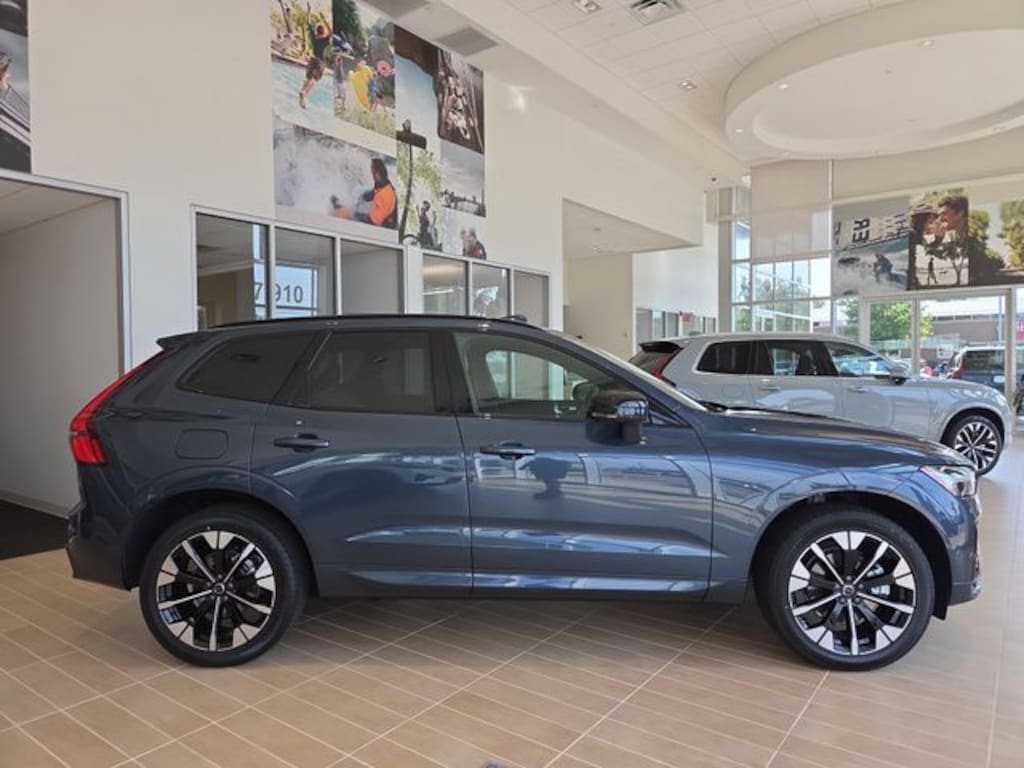 New 2026 Volvo XC60 B5 Plus SUV