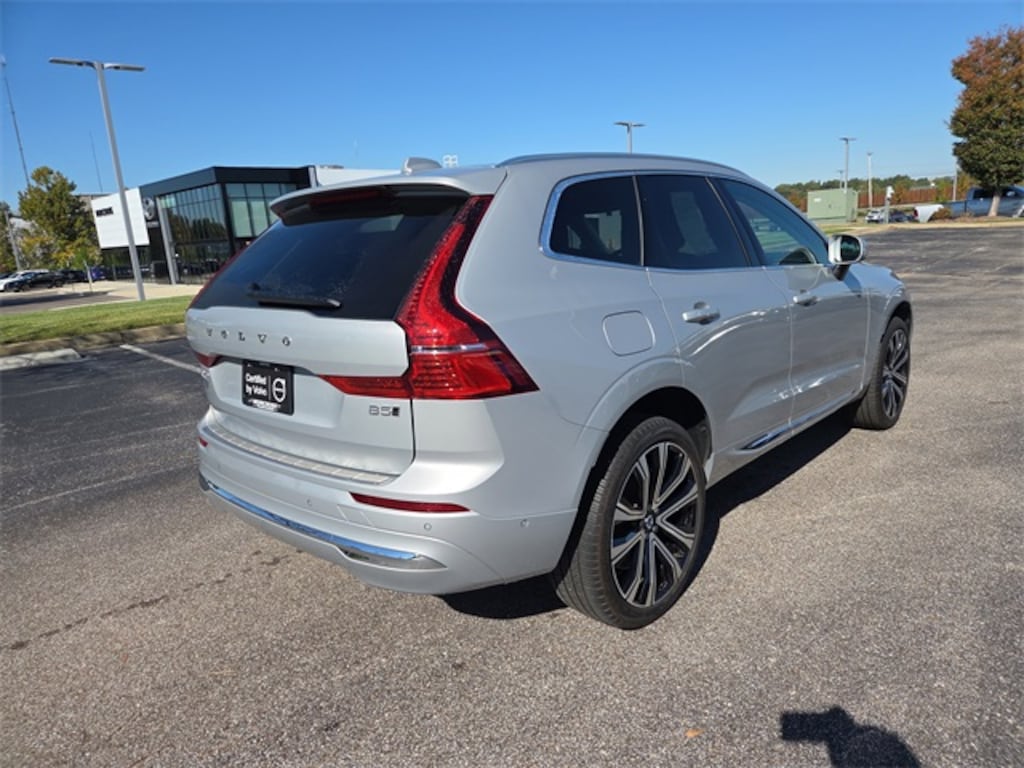 Certified 2023 Volvo XC60 B5 AWD Ultimate Bright SUV