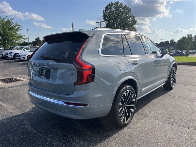 2026 Volvo XC90 photo 3