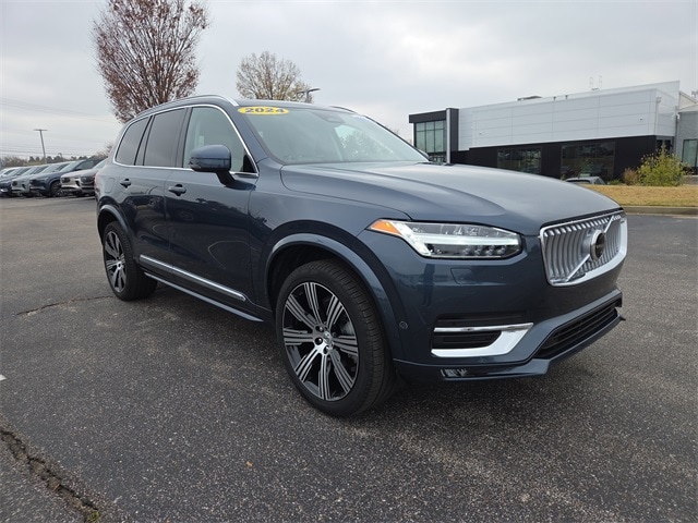 2024 Volvo XC90 Plus's photo