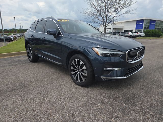 2023 Volvo XC60 B5 Plus Bright Theme FWD's photo