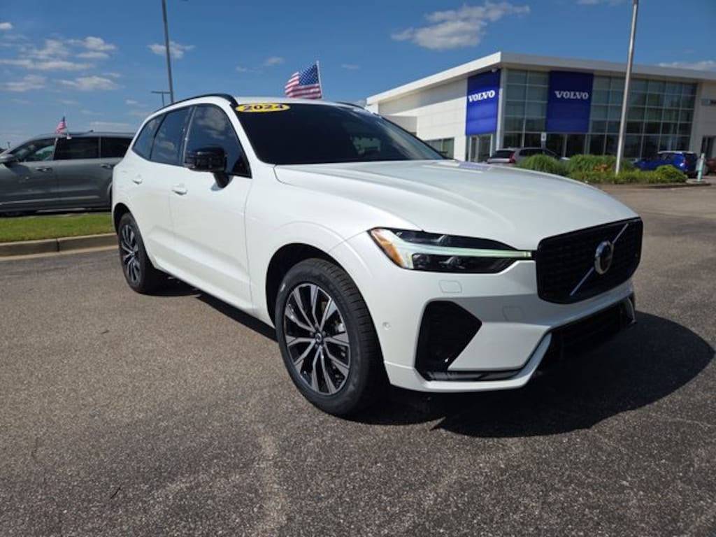 Certified 2024 Volvo XC60 B5 Plus Dark SUV