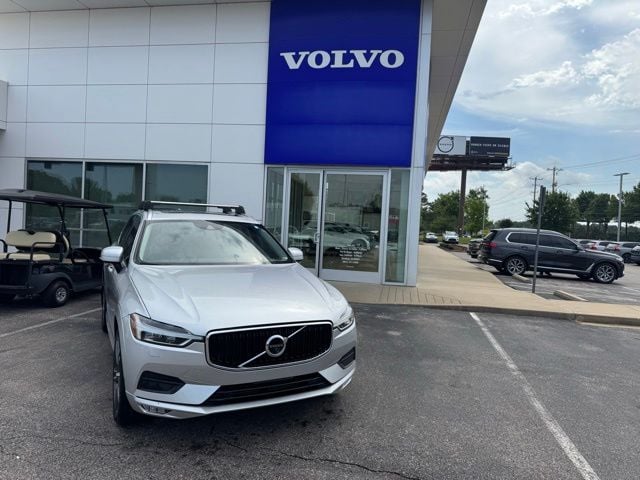 2020 Volvo XC60 T5 Momentum FWD's photo