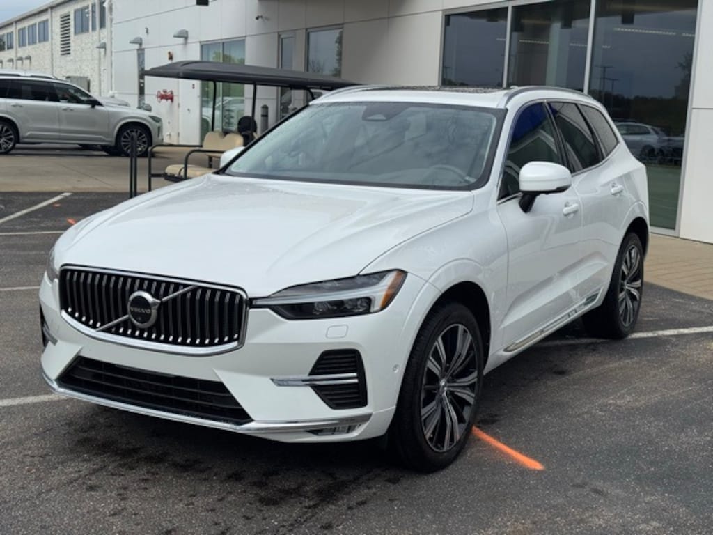 Used 2023 Volvo XC60 B5 FWD Plus Bright SUV