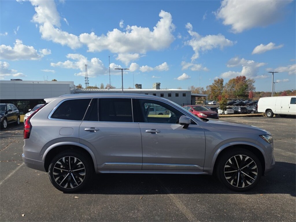 New 2026 Volvo XC90 B6 Plus 7-Seater SUV