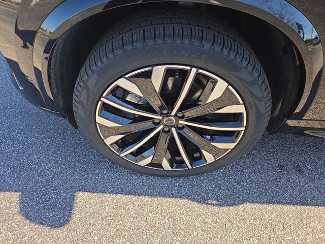 2026 Volvo XC90 Plus - Photo 9