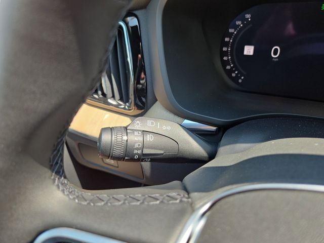 2026 Volvo XC60 Plus - Photo 30