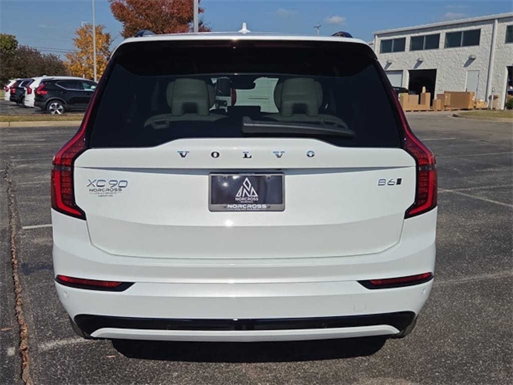 New 2026 Volvo XC90 B6 Ultra Dark Theme 7-Seater SUV