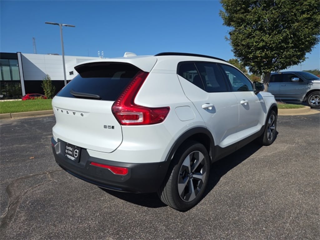 Certified 2023 Volvo XC40 B5 AWD Plus Dark SUV