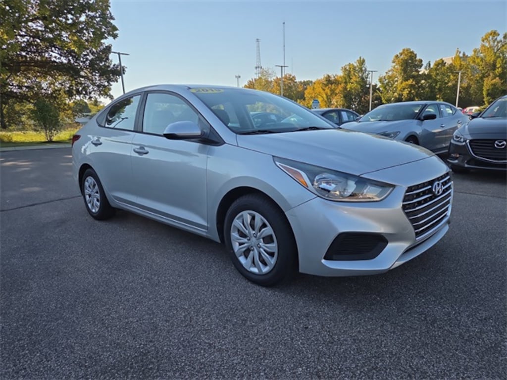 Used 2019 Hyundai Accent SE Sedan