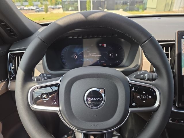 2026 Volvo XC90 Core - Photo 20