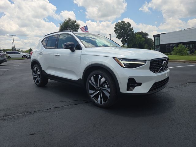 New 2026 Volvo XC40 B5 Plus