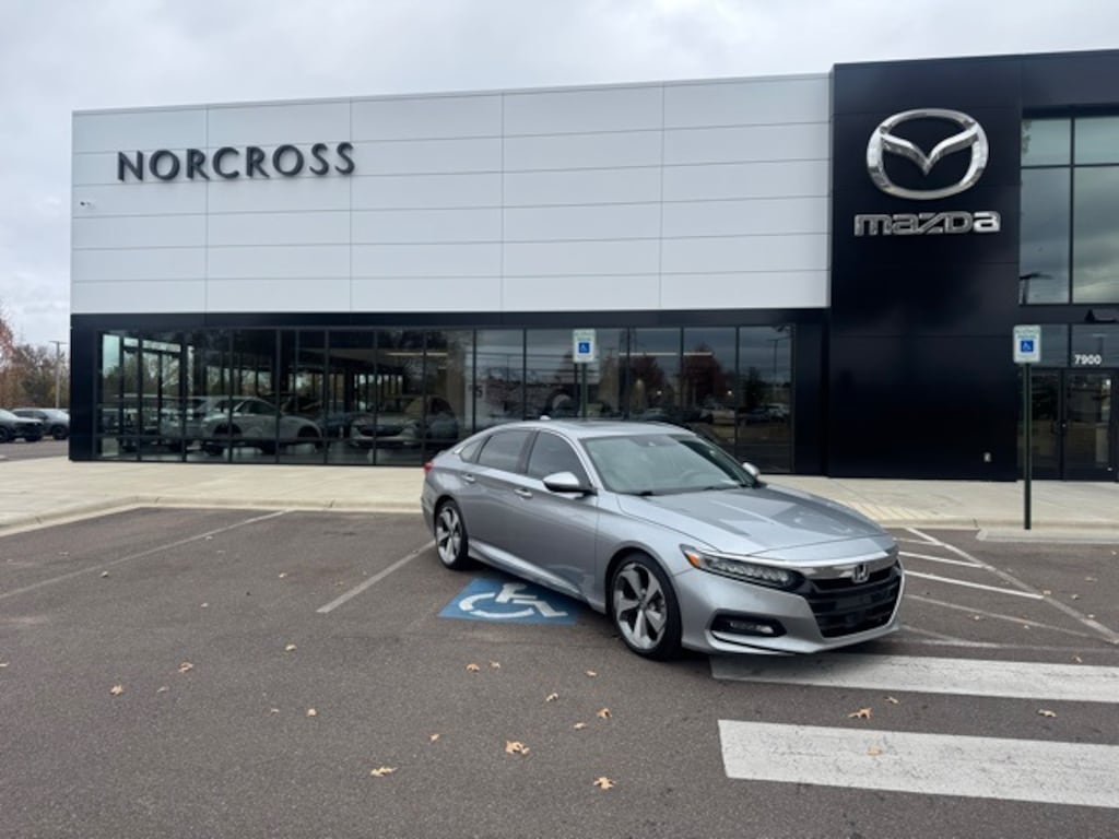 Used 2019 Honda Accord Touring 2.0T Sedan
