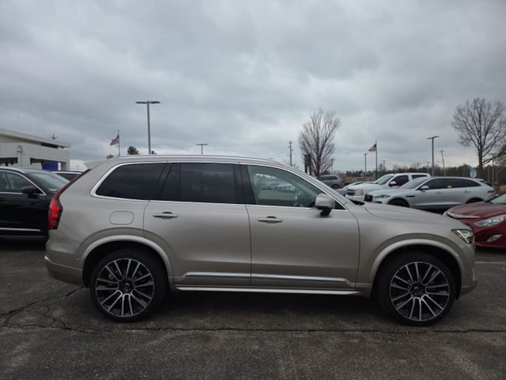 New 2026 Volvo XC90 B6 Ultra 7-Seater SUV