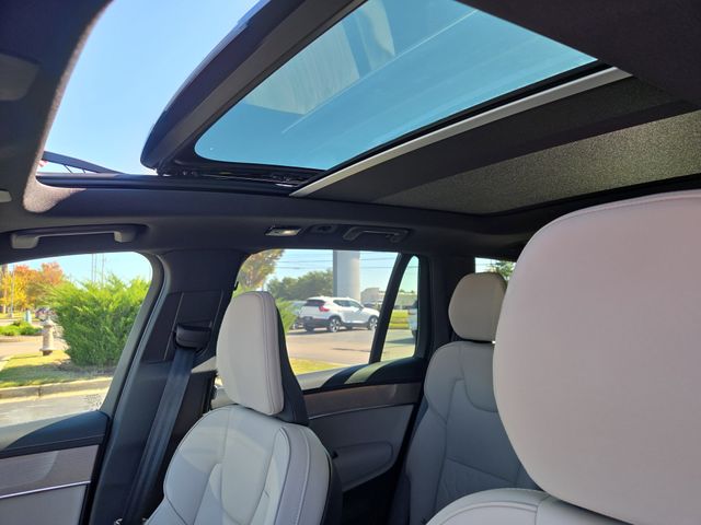 2026 Volvo XC90 Plus - Photo 12