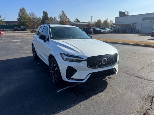 2023 Volvo XC60 Ultimate's photo