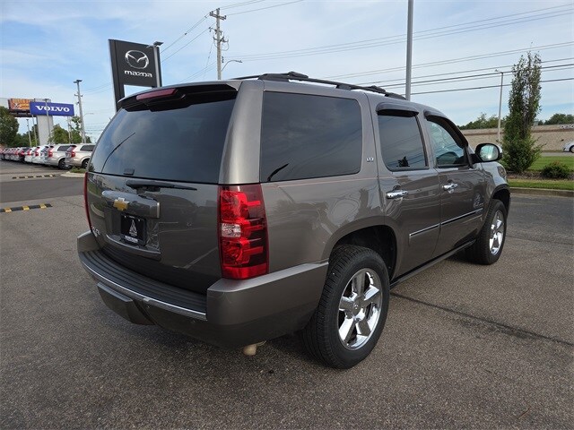 2014 Chevrolet Tahoe LTZ photo 3