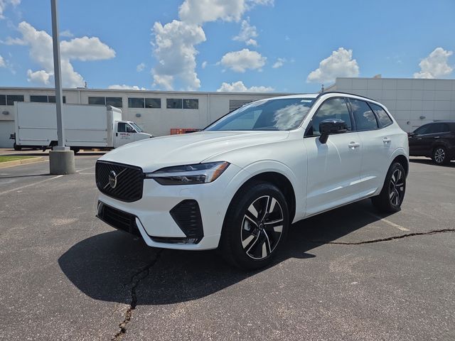 2026 Volvo XC60 Plus - Photo 7