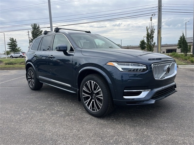 2025 Volvo XC90 plug-in hybrid T8 Plus 7-Seater SUV