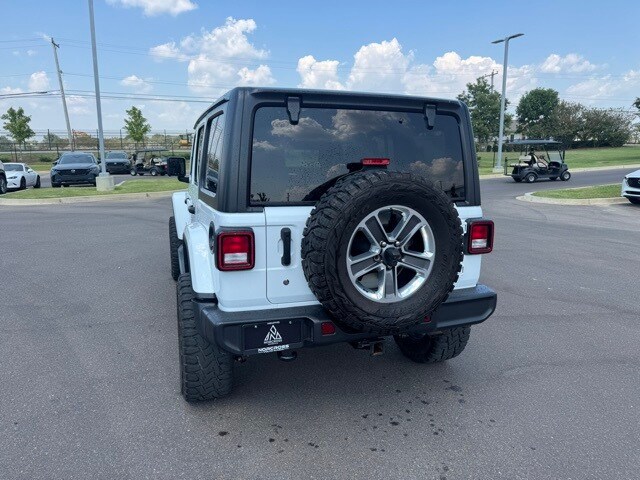 2018 Jeep Wrangler Unlimited Sahara photo 3