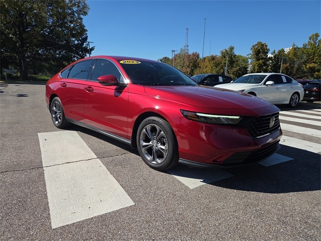 2023 Honda Accord EX's photo