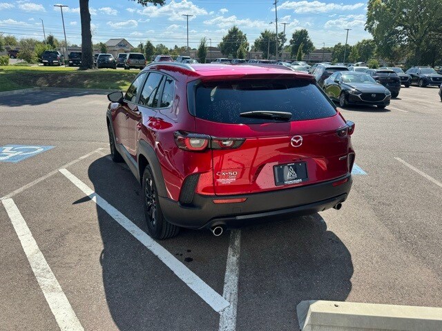 2023 Mazda CX-50 2.5 Preferred Plus photo 3