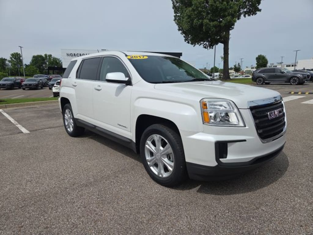 Used 2017 GMC Terrain SLE-1 SUV