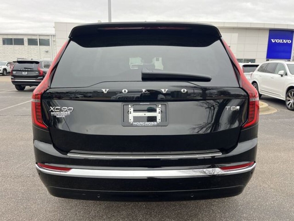 Certified 2025 Volvo XC90 plug-in hybrid T8 (2025.5) Plus 7-Seater SUV