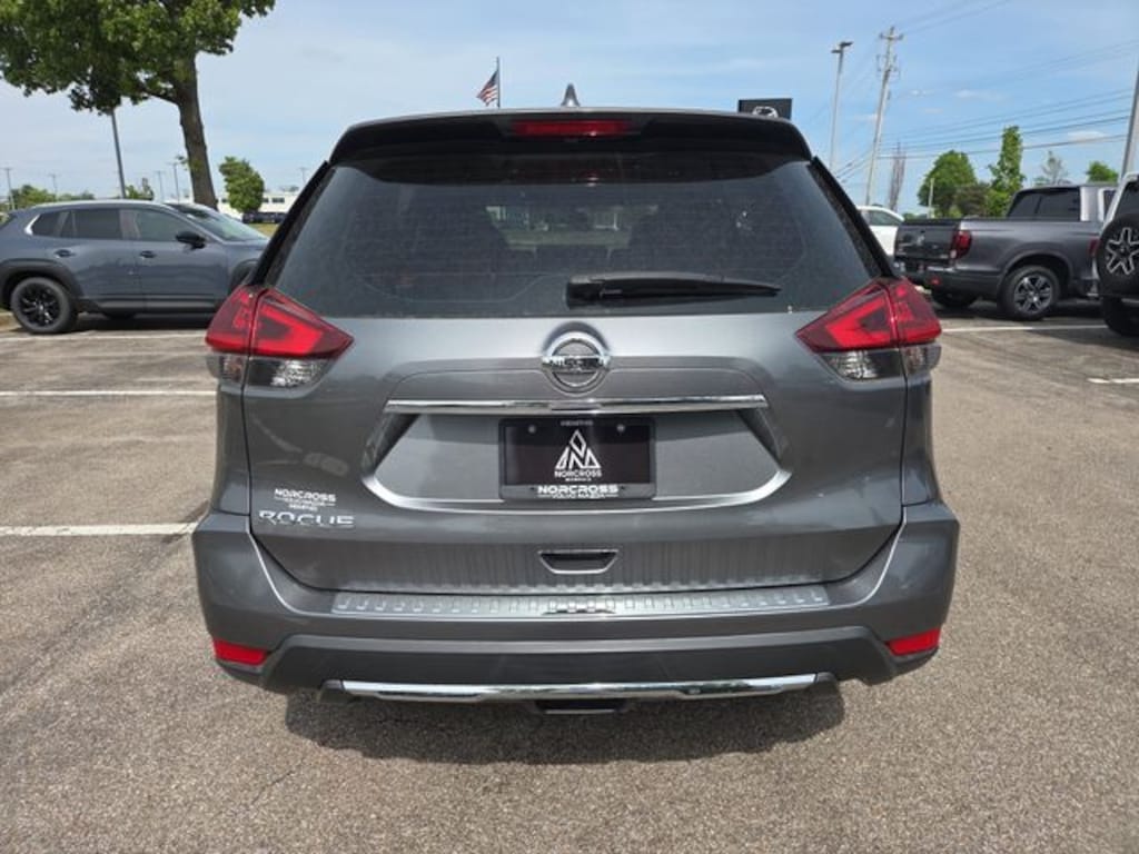 Used 2018 Nissan Rogue S SUV