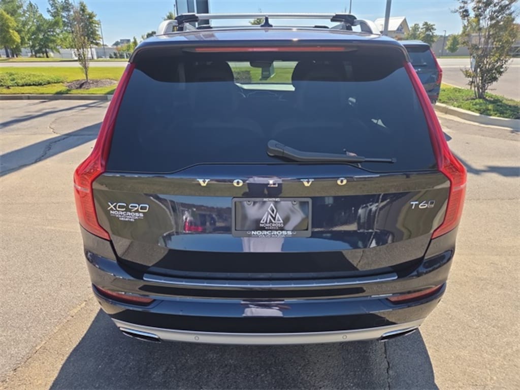 Used 2017 Volvo XC90 T6 AWD Momentum SUV