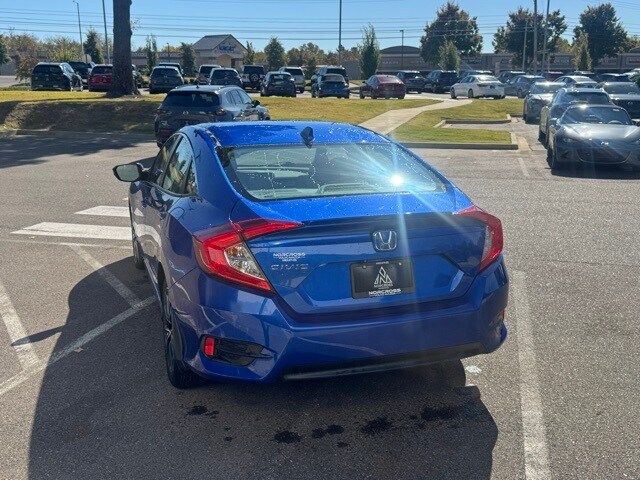 2017 Honda Civic EX-L photo 4