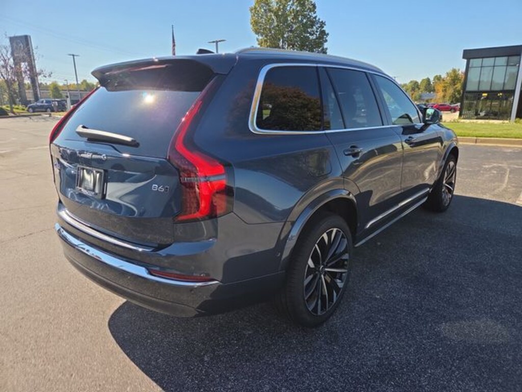 New 2026 Volvo XC90 B6 Plus 7-Seater SUV