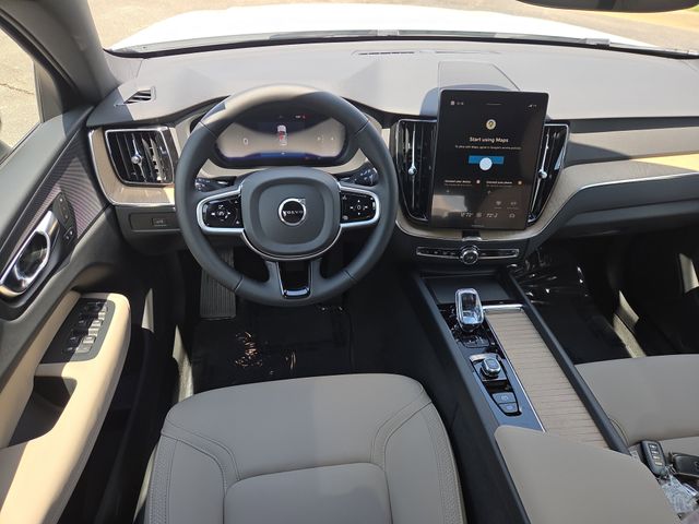 2026 Volvo XC60 Plus - Photo 14