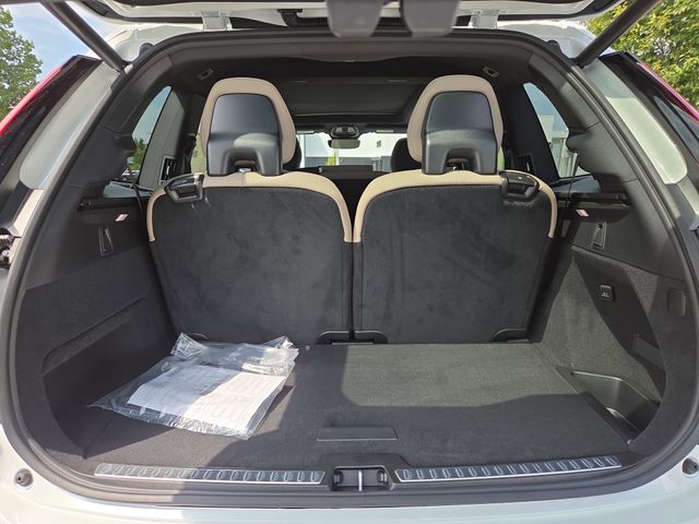 2026 Volvo XC90 Core - Photo 16