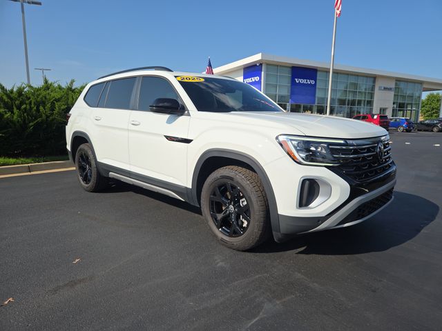 Used 2025 Volkswagen Atlas 2.0T Peak Edition