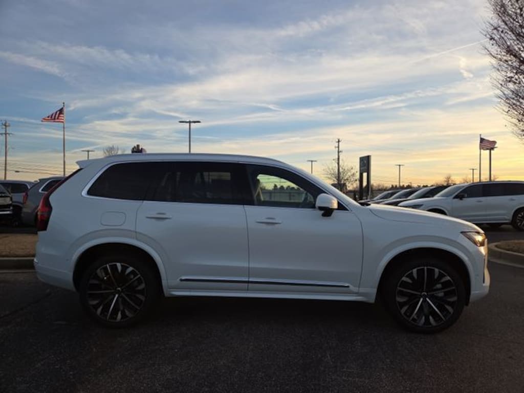 New 2026 Volvo XC90 B6 Plus 7-Seater SUV