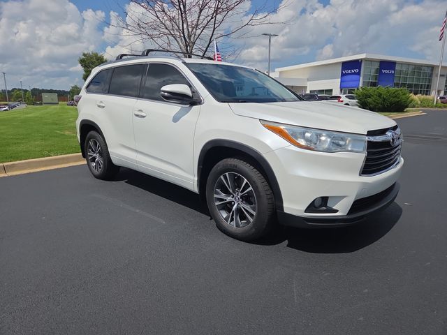 Used 2016 Toyota Highlander XLE V6