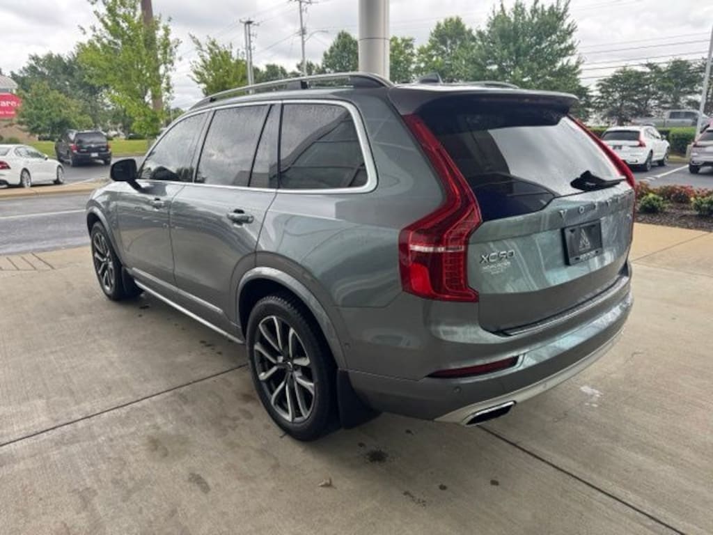 Used 2019 Volvo XC90 T6 Momentum SUV