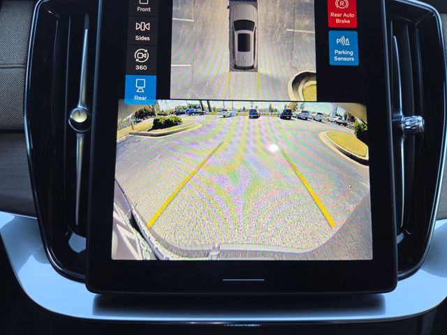 2026 Volvo XC90 Plus - Photo 29