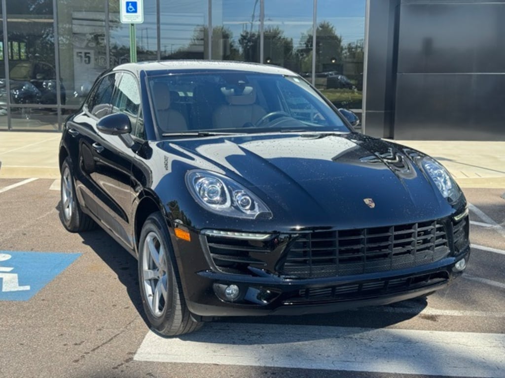 Used 2017 Porsche Macan Base SUV
