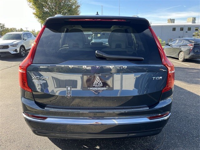 2025 Volvo XC90 T8 Plus photo 4